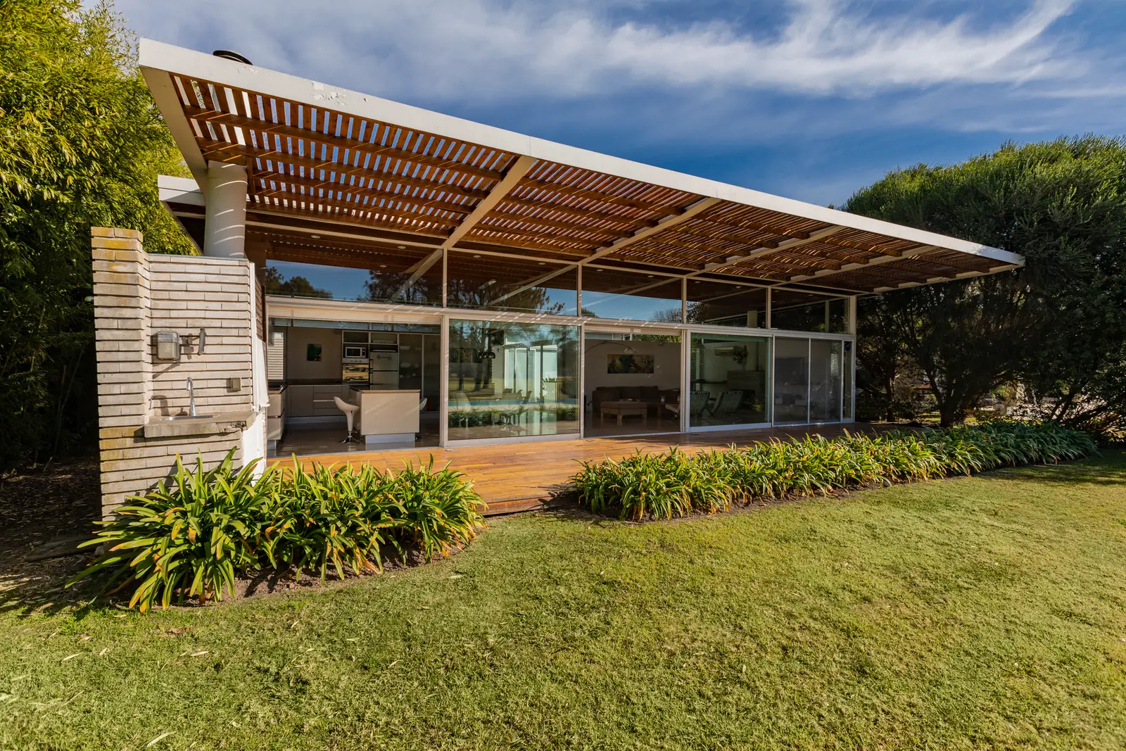 Imagen de la obra CASA EL OMBÚ